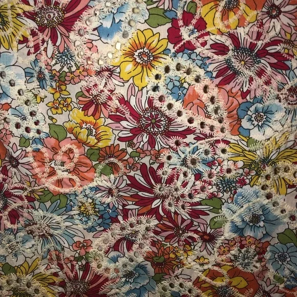 Women’s floral eyelet summer top by Solitaire NWT Size Large - Picture 6 of 7